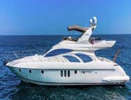 62 FT Recon Luxury Yacht Cruise