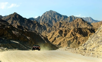 Witness the beauty of Hatta Mountain Safari